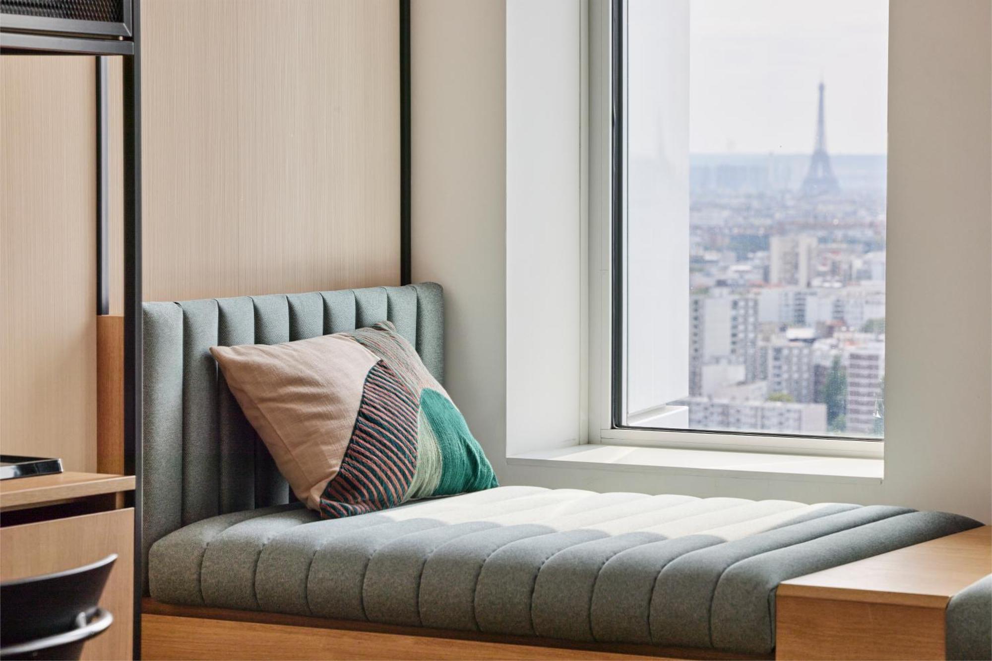 H4 Hotel Wyndham Paris Pleyel Resort Saint-Denis  Bagian luar foto